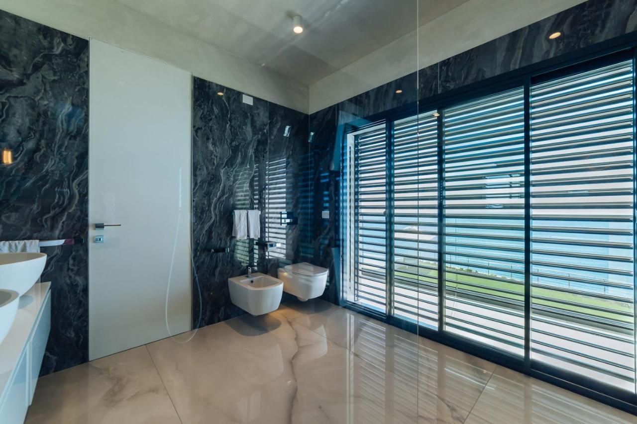 Villa Sabrina Riviera Dei Fiori A Picco Sul Mare Con Piscina Privata ,Wellness & Spa Imperia Exteriör bild