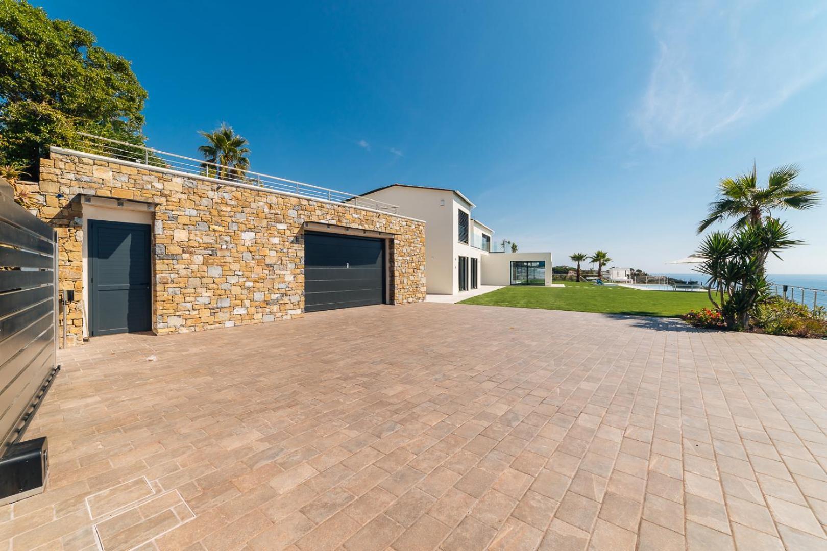 Villa Sabrina Riviera Dei Fiori A Picco Sul Mare Con Piscina Privata ,Wellness & Spa Imperia Exteriör bild